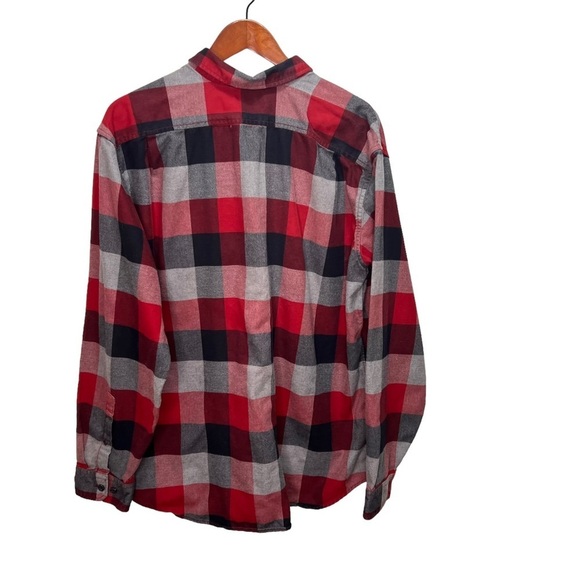 Eddie Bauer Red, Black & Grey Plaid Button Down Shirt 100% Cotton Size XL - Picture 2 of 10